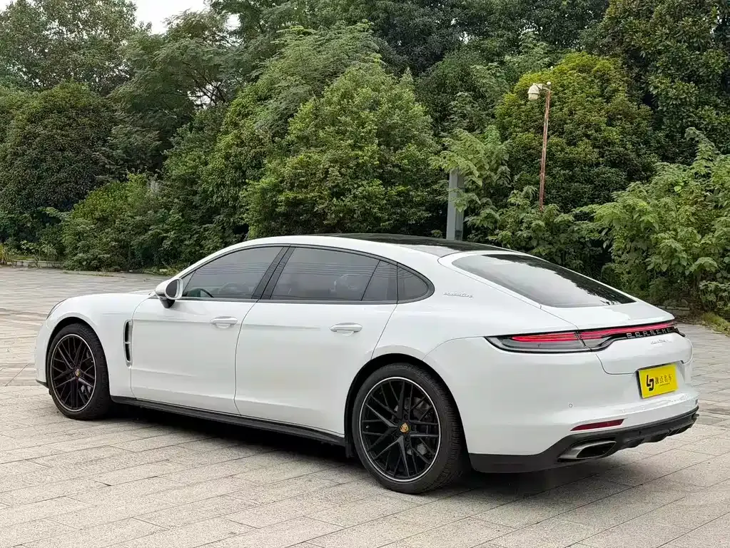 Porsche Panamera — фото 10