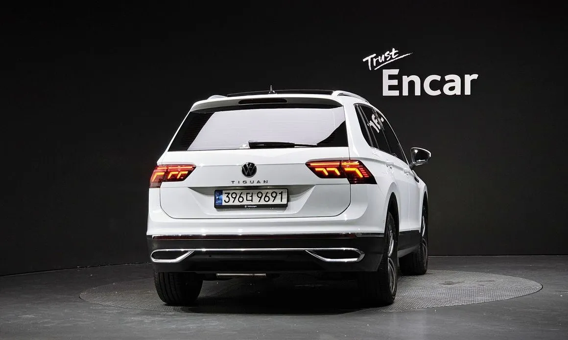 Volkswagen Tiguan — фото 10