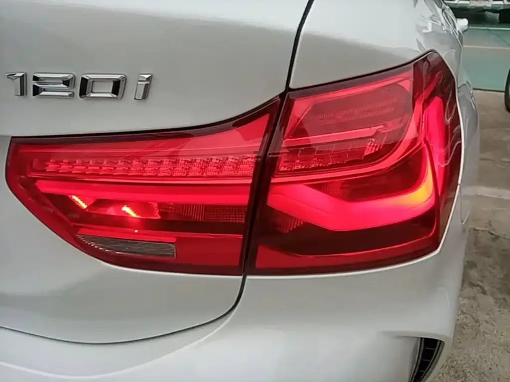BMW 1 Series — фото 2