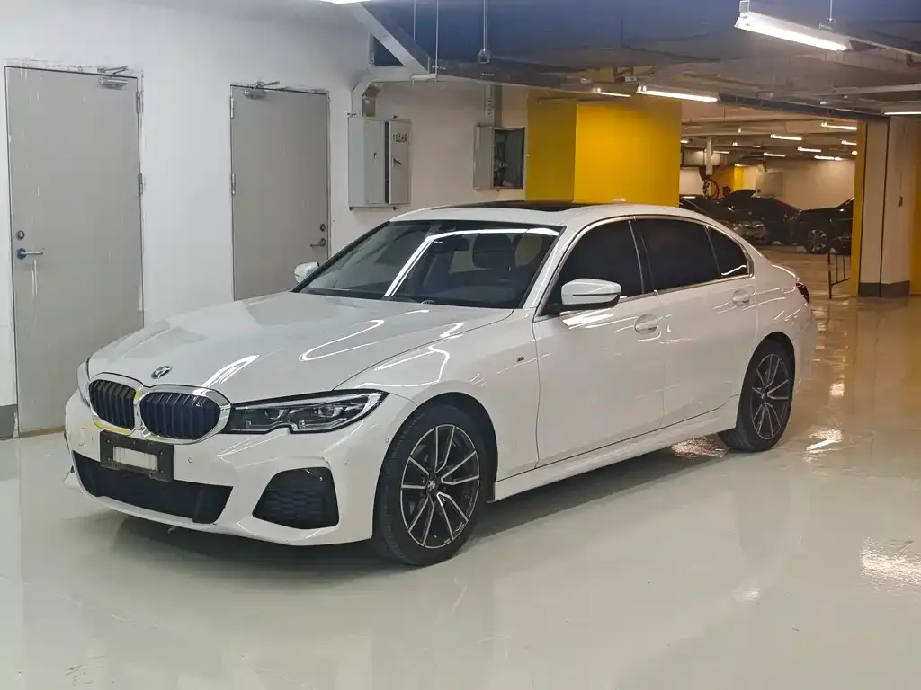 BMW 3 Series — фото 1