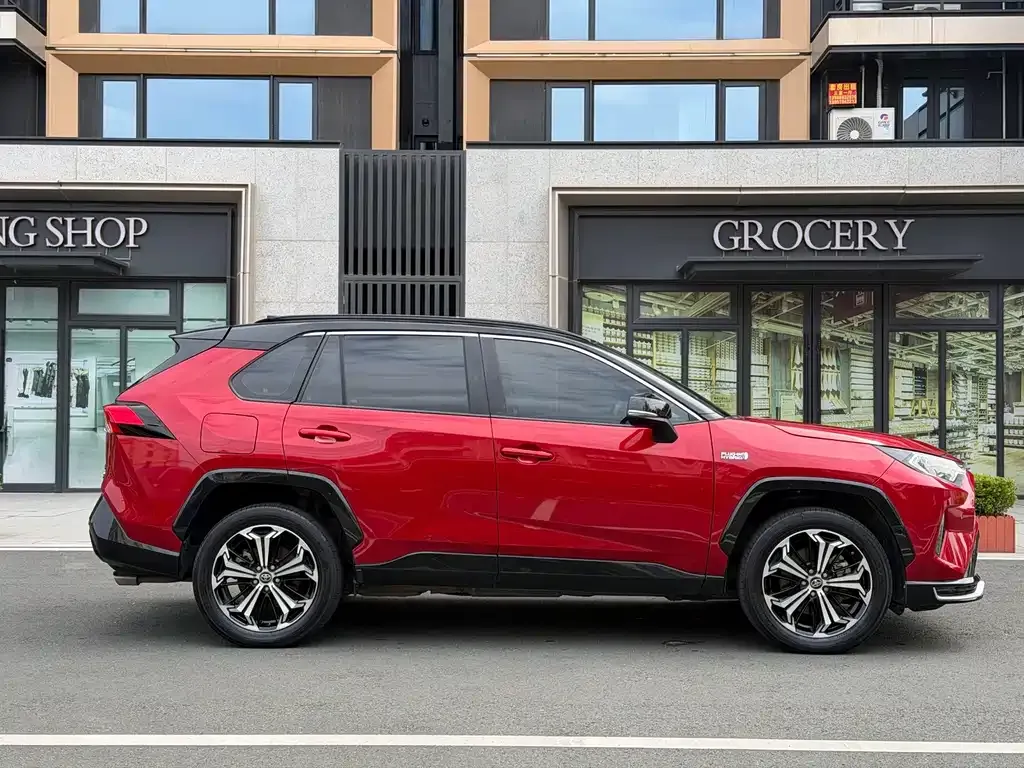 Toyota RAV4 Prime — фото 6