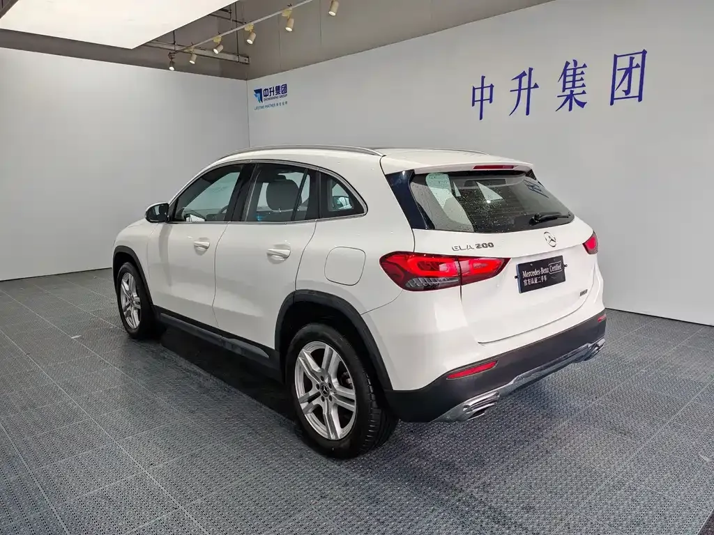 Mercedes-Benz GLA — фото 6