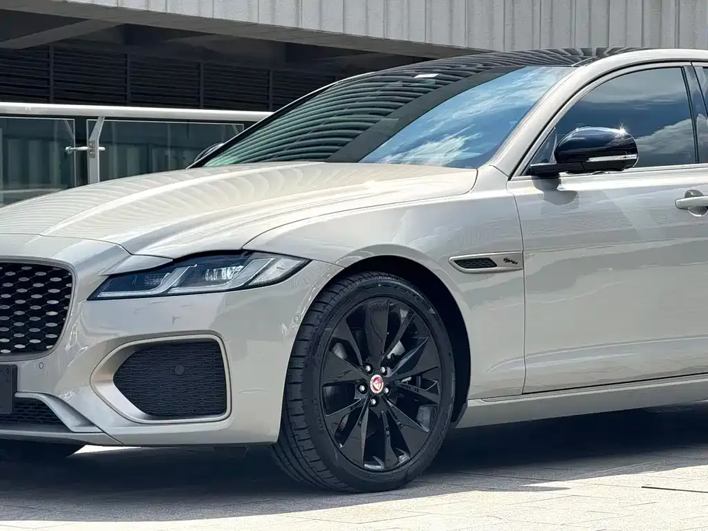 Jaguar XFL — фото 9