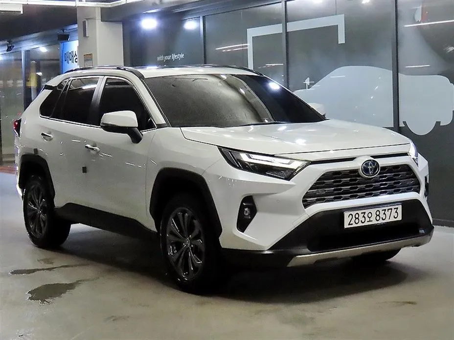 Toyota RAV4 — фото 2