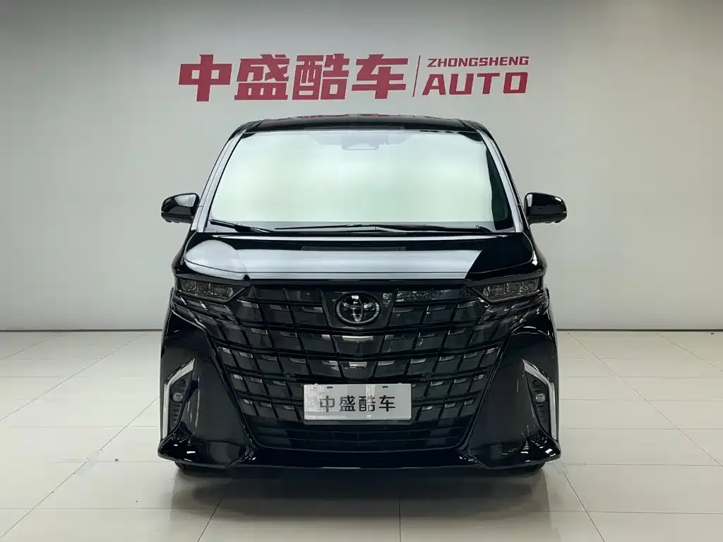 Toyota Alphard — фото 3