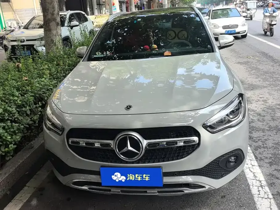 Mercedes-Benz GLA — фото 10