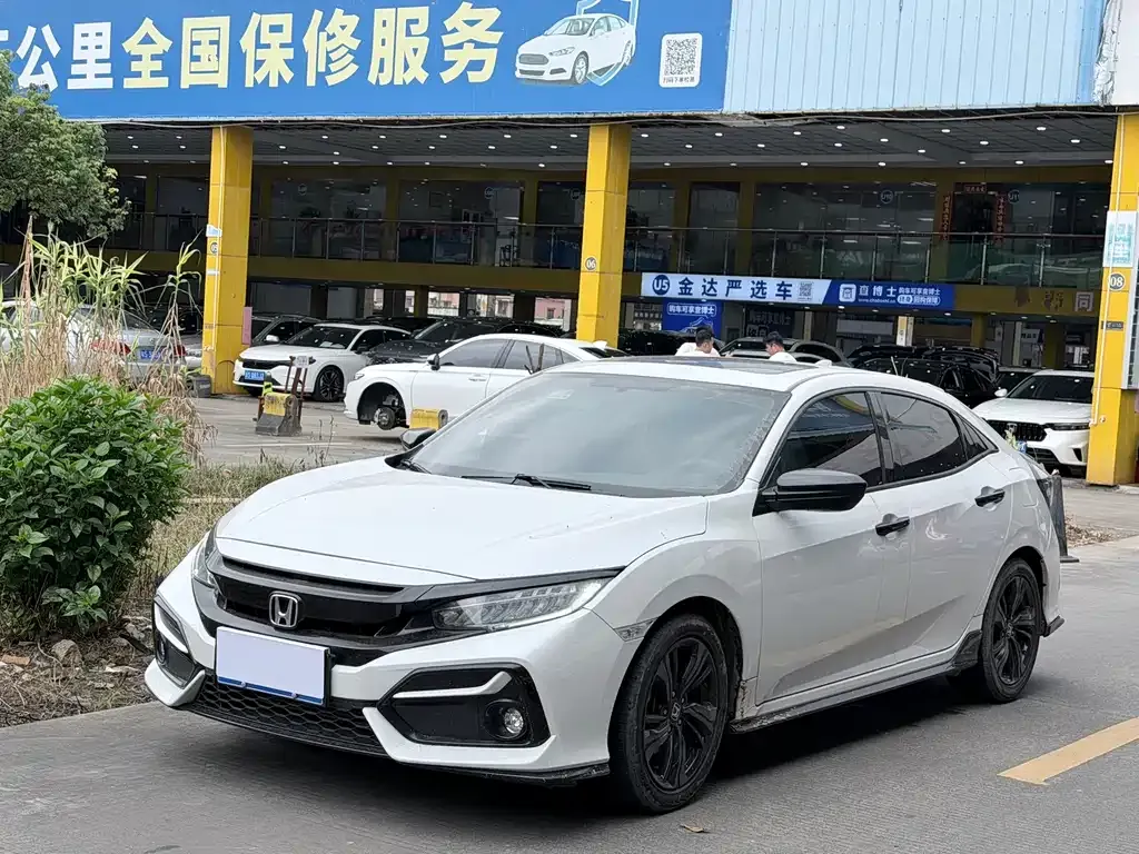 Honda Civic — фото 1