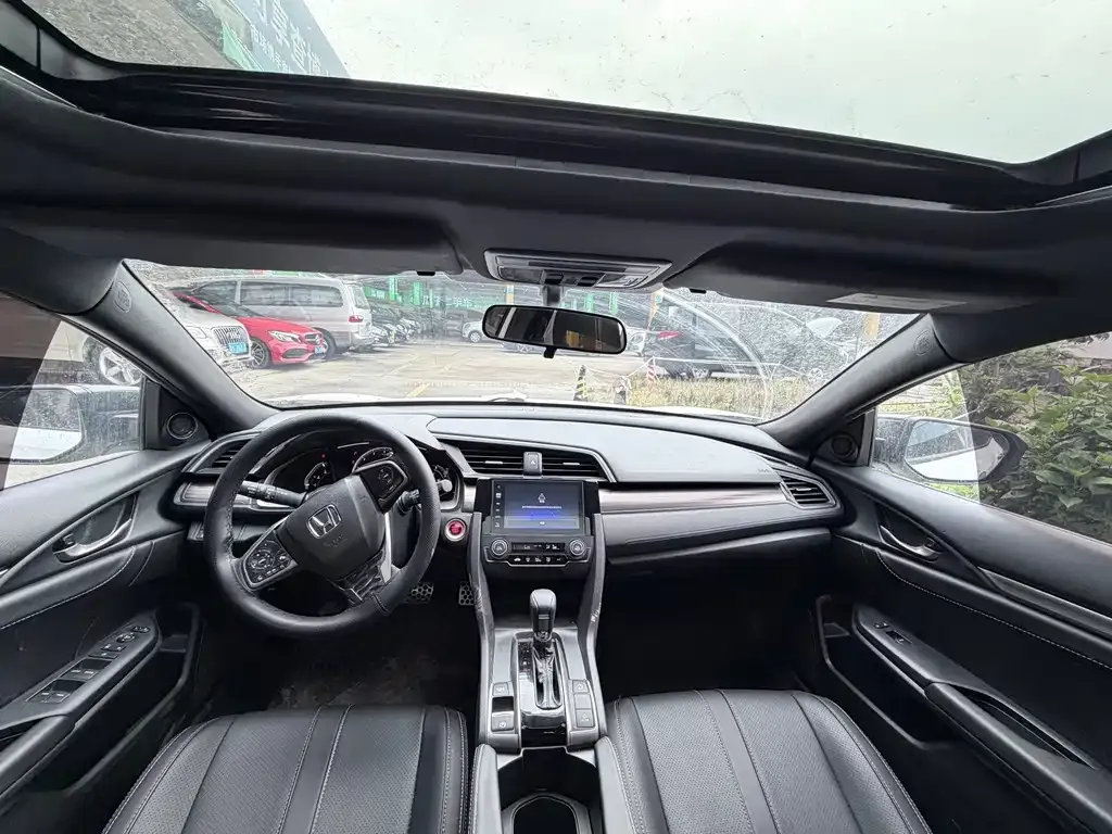 Honda Civic — фото 9