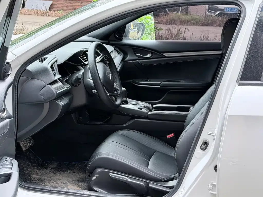 Honda Civic — фото 3