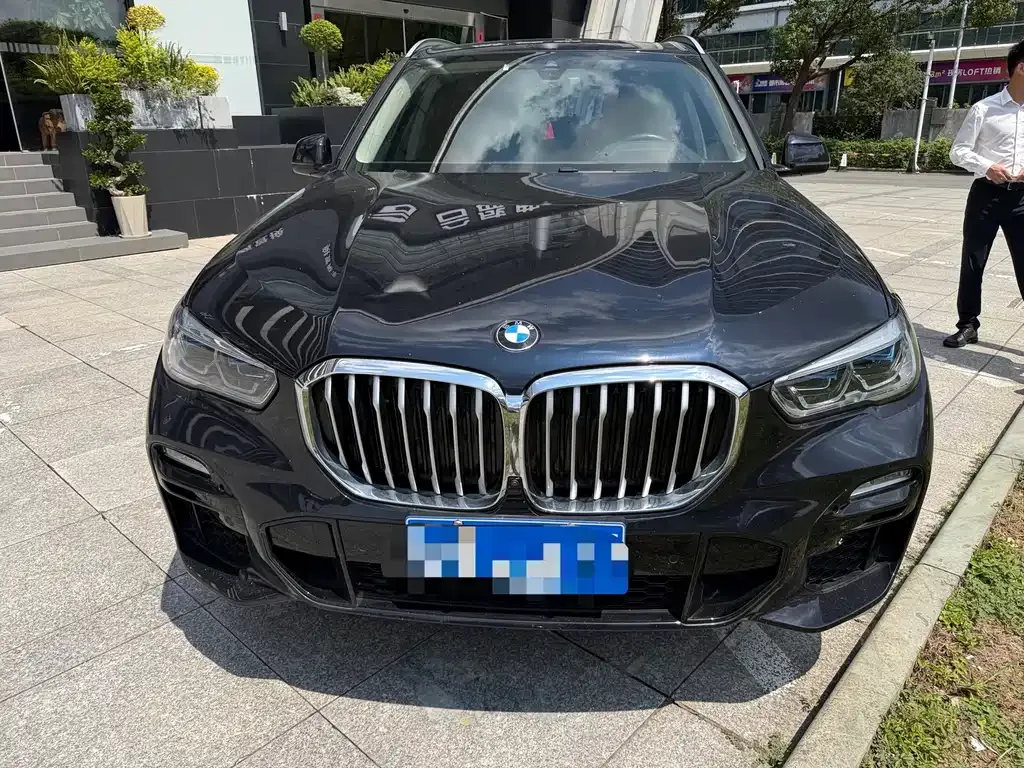 BMW X5 (Import) — фото 8
