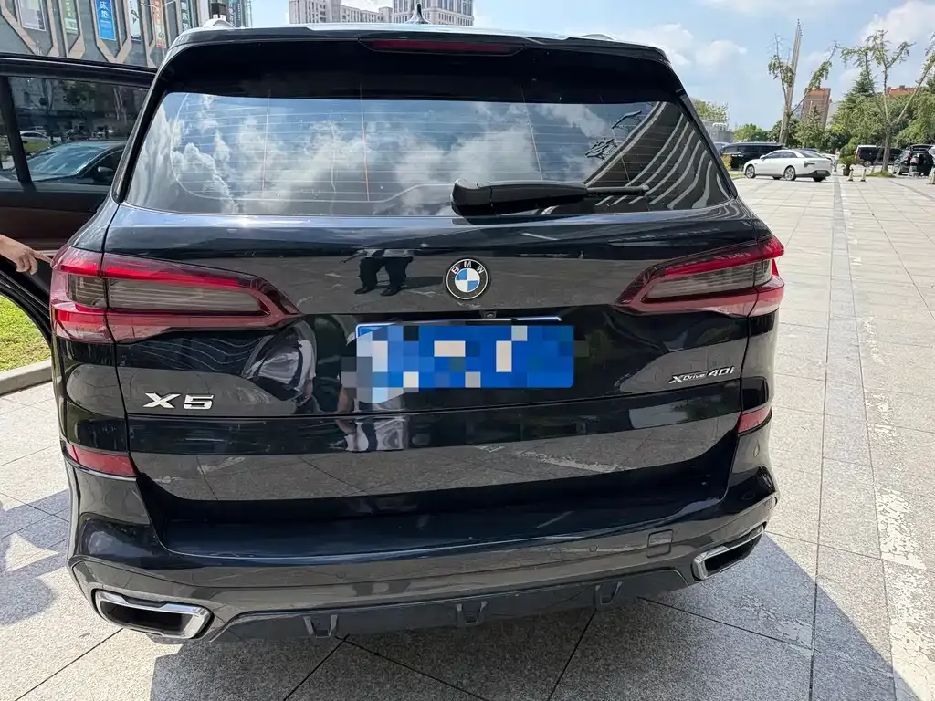 BMW X5 (Import) — фото 5