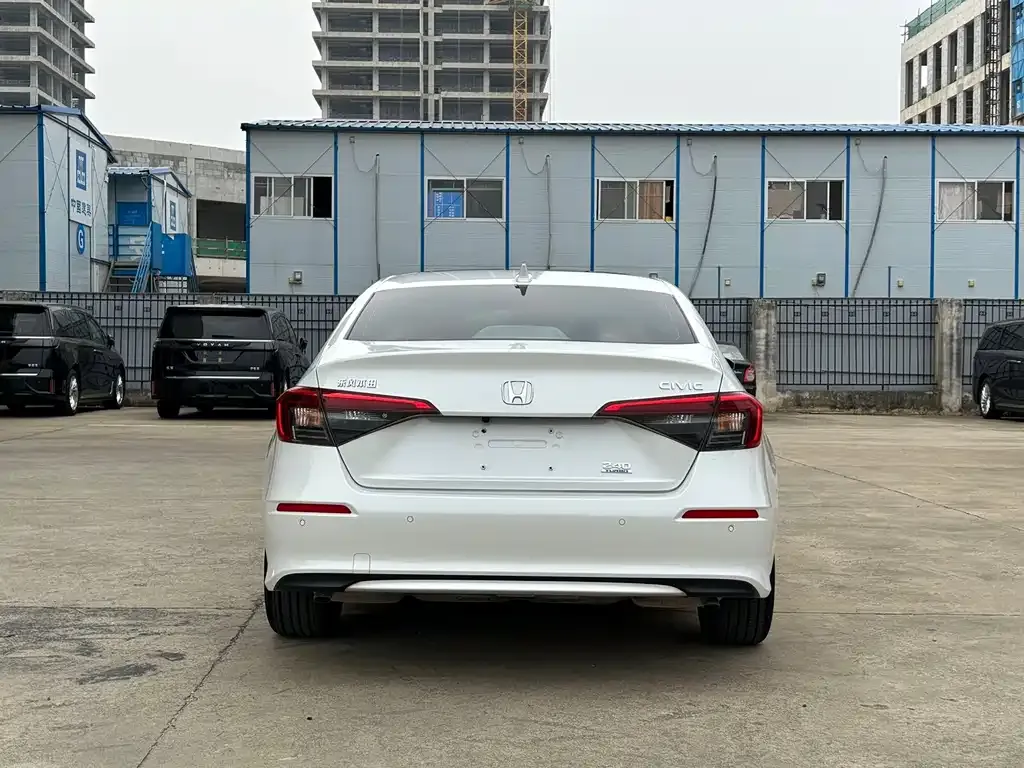 Honda Civic — фото 2