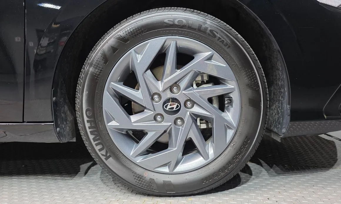 Hyundai AVANTE — фото 6