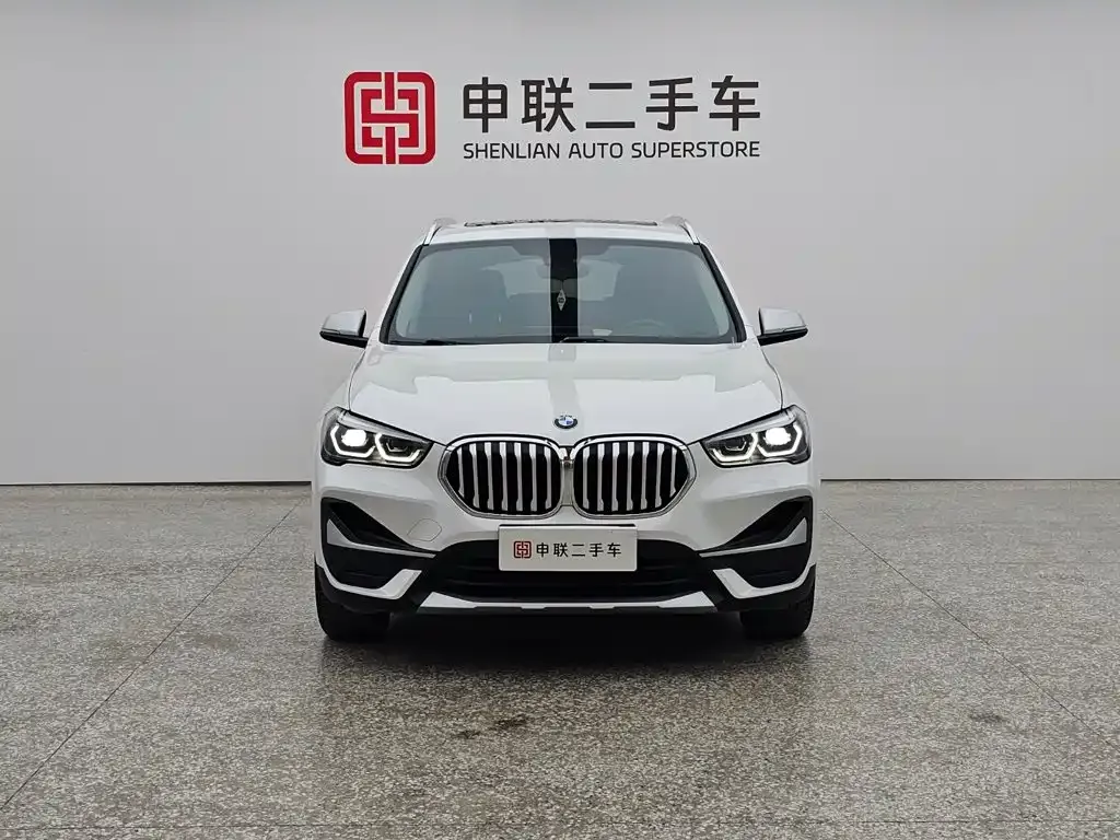 BMW X1 — фото 9