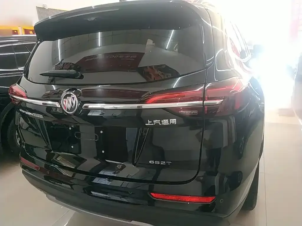 Buick Envision Plus — фото 7
