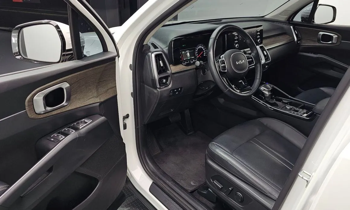Kia Sorento — фото 4