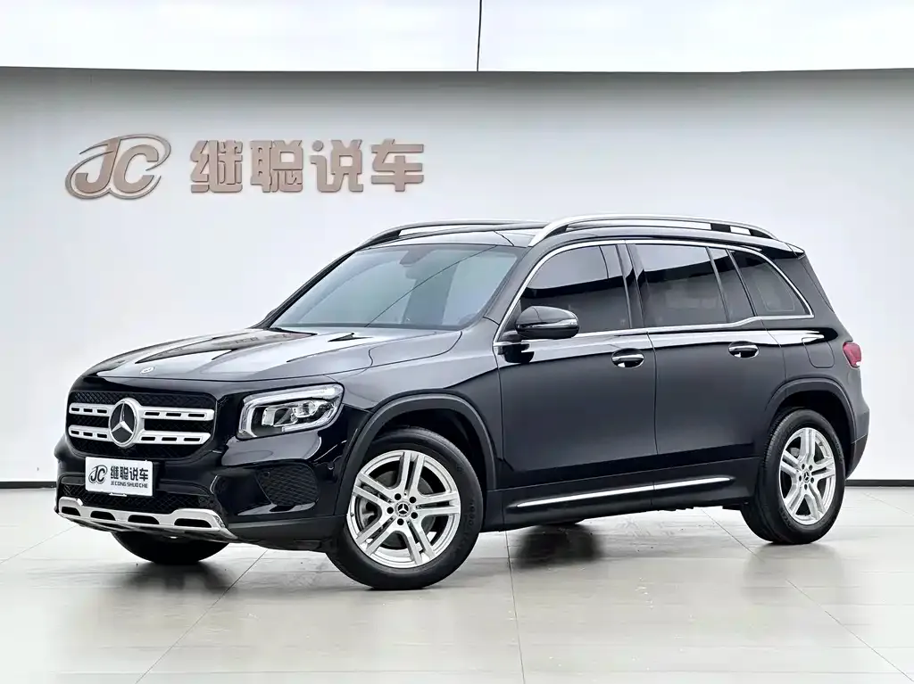 Mercedes-Benz GLB — фото 1