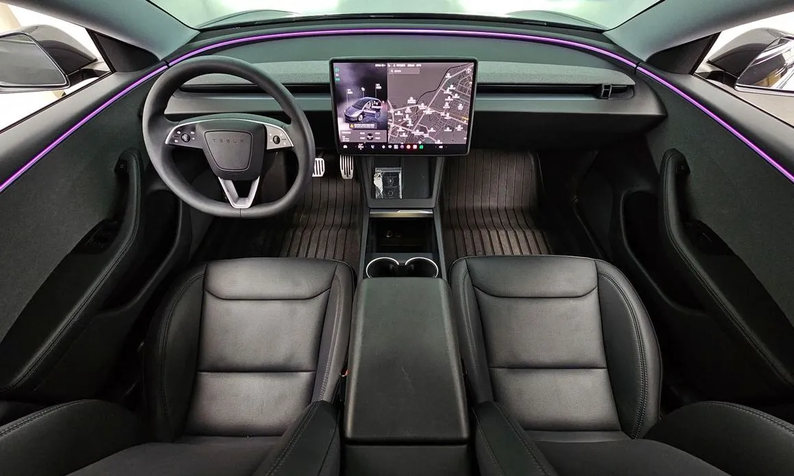 Tesla Model 3 — фото 7