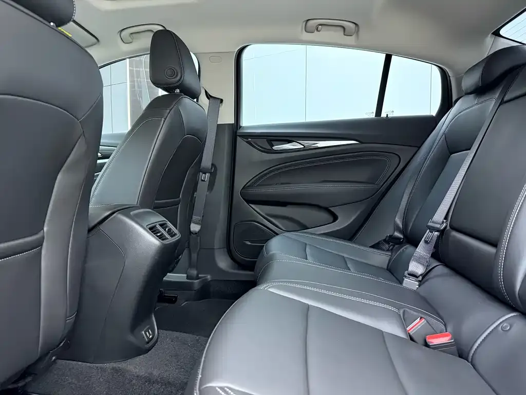 Buick Regal — фото 2