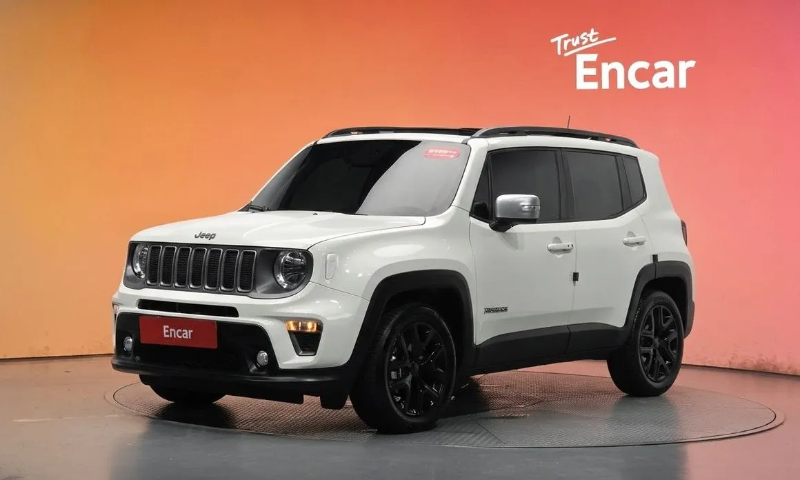 Jeep Renegade — фото 1
