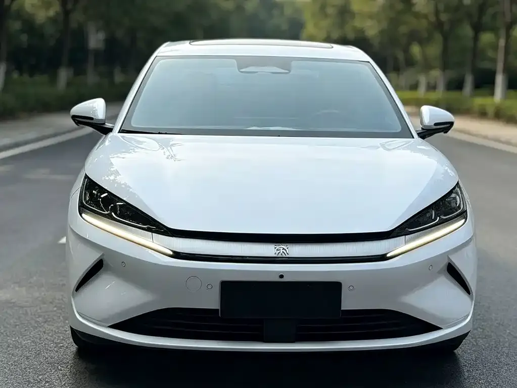 BYD Qin L — фото 2