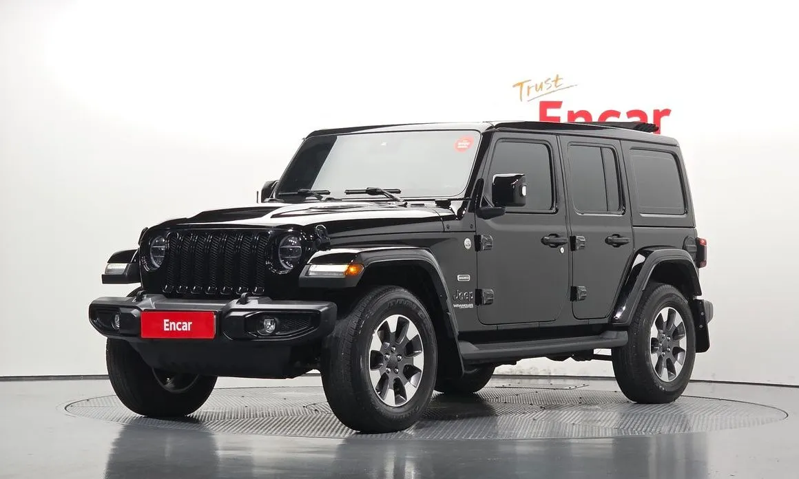 Jeep Wrangler — фото 1