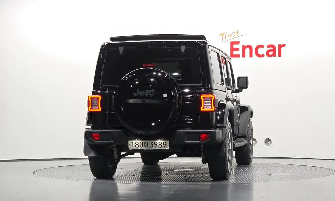 Jeep Wrangler — фото 3