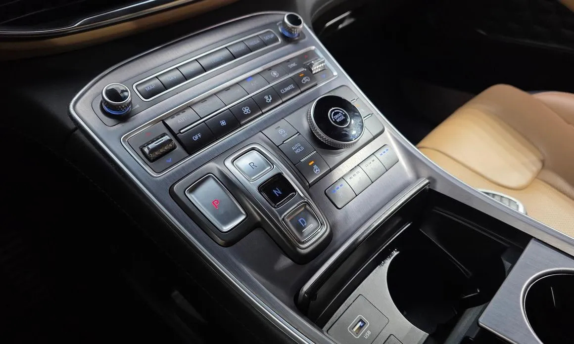 Hyundai Santafe — фото 8