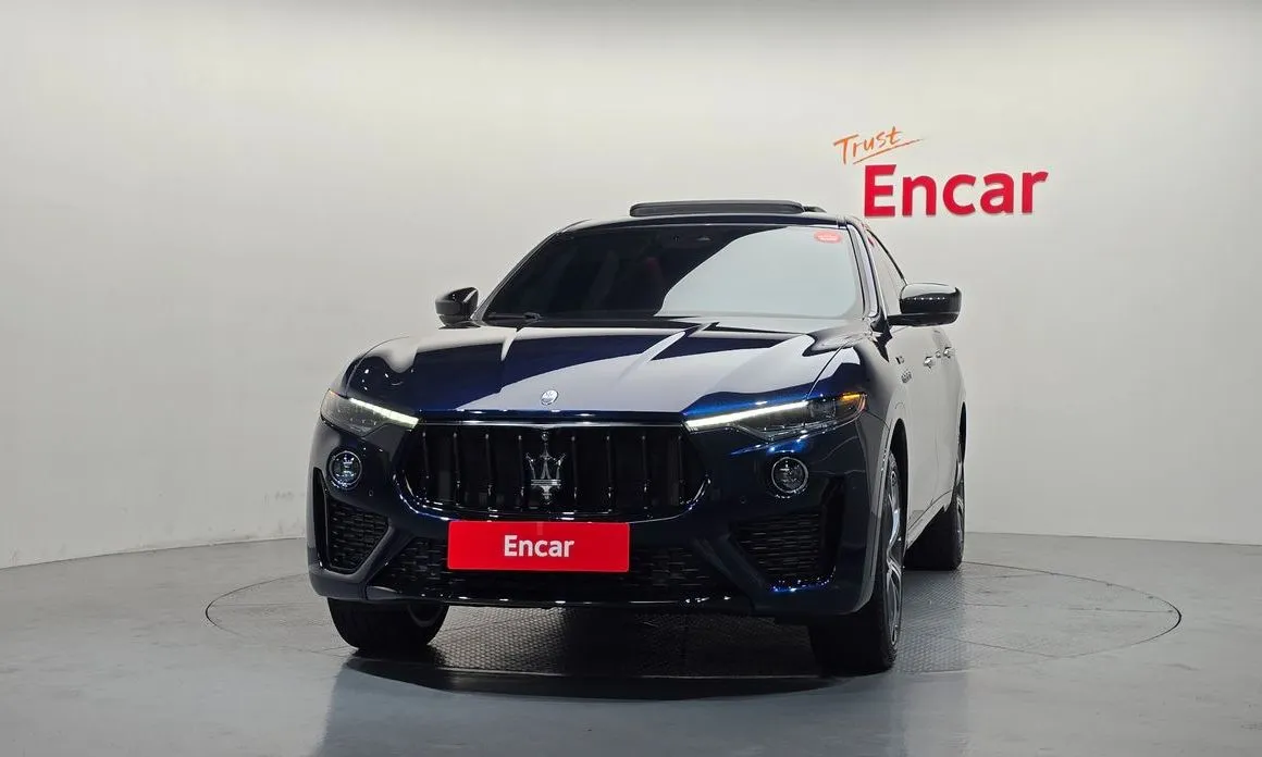 Maserati Levante — фото 4