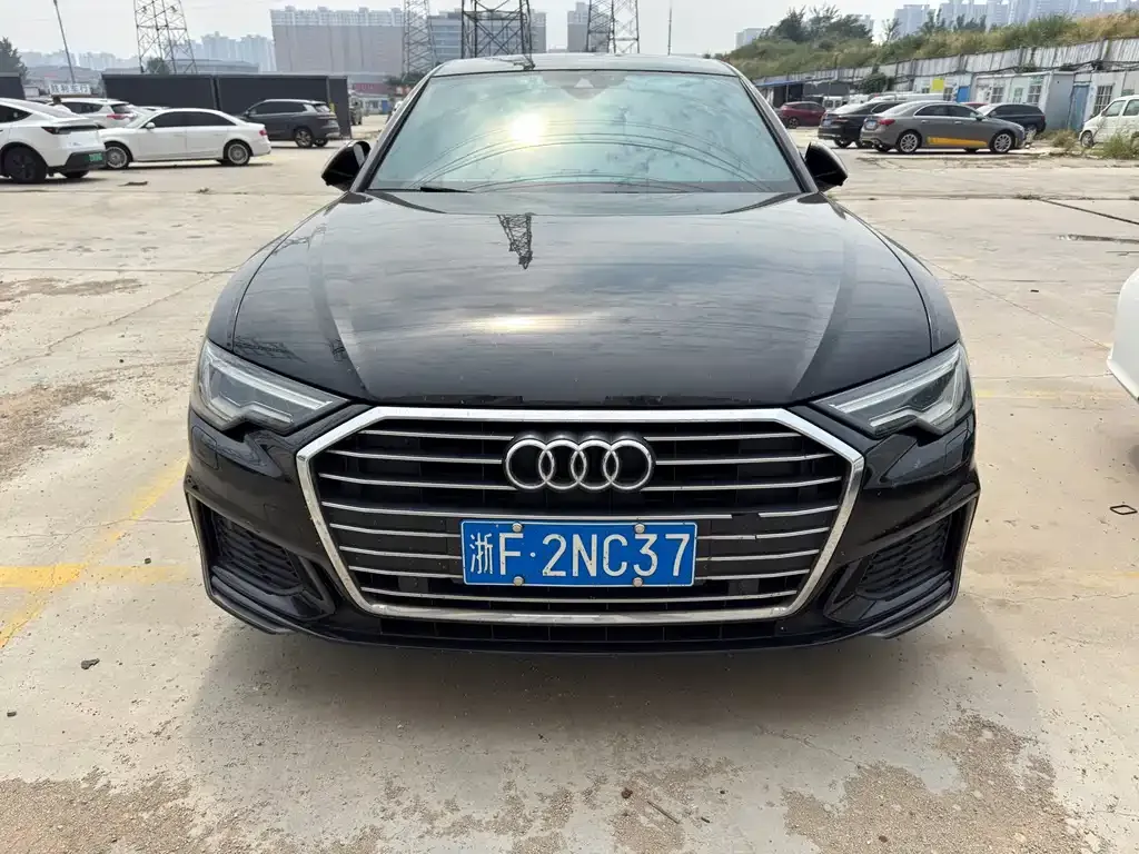 Audi A6L — фото 2