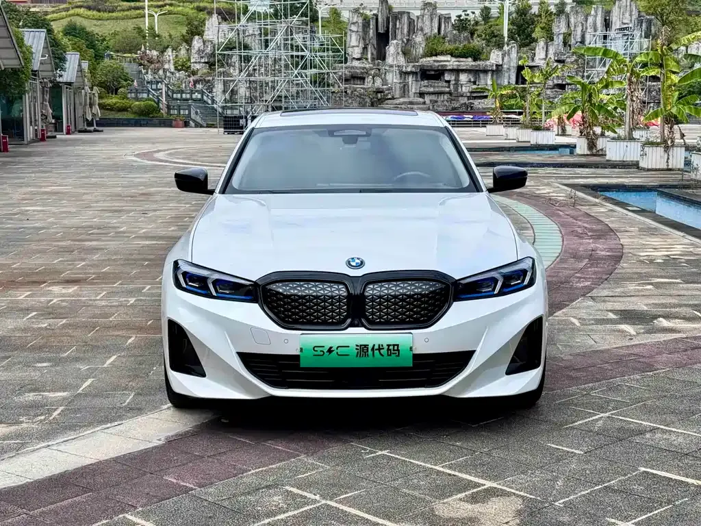 BMW i3 — фото 1