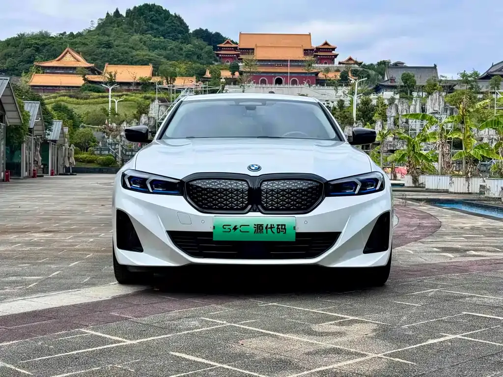 BMW i3 — фото 8