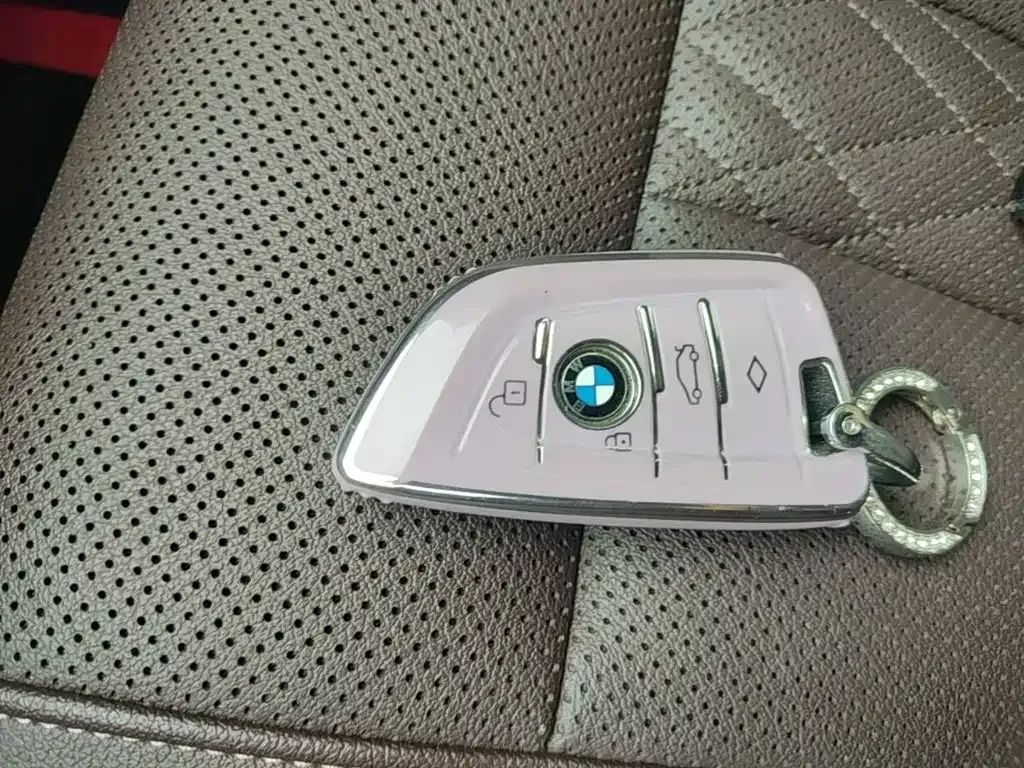 BMW 5 Series — фото 10