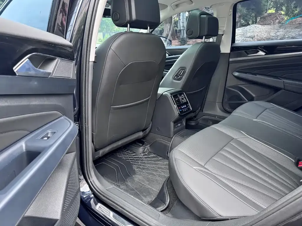Volkswagen Passat — фото 2