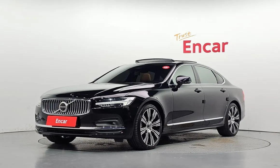 Volvo S90 — фото 1