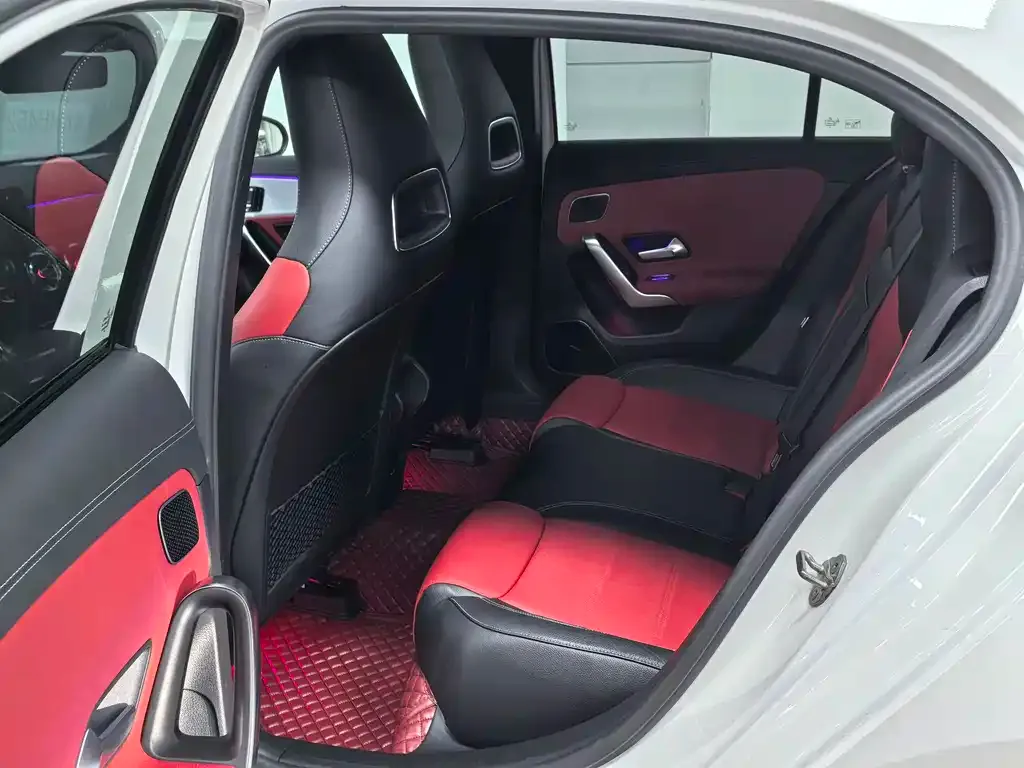 Mercedes-Benz A-Class AMG (Import) — фото 3
