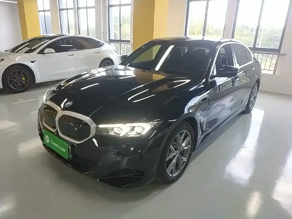 BMW i3 — фото 1