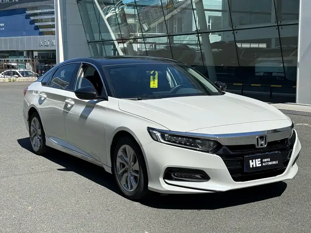 Honda Accord — фото 5
