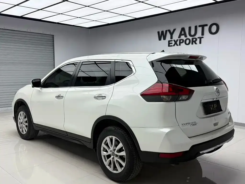 Nissan X-Trail — фото 10