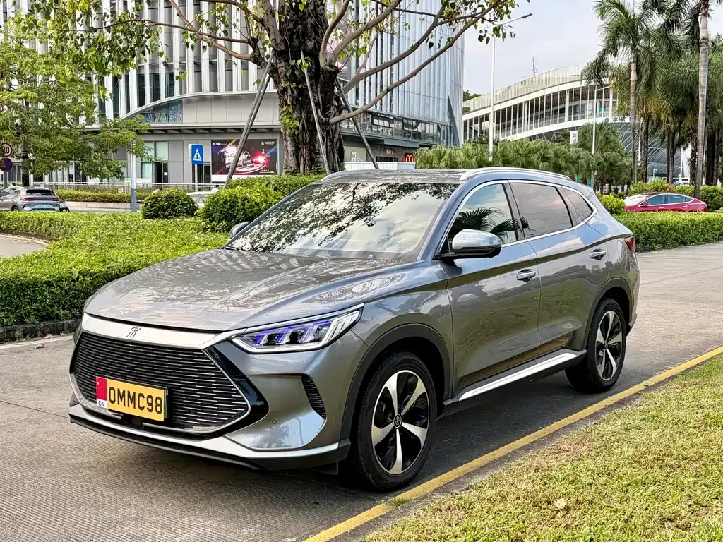 BYD PLUS New Energy — фото 1
