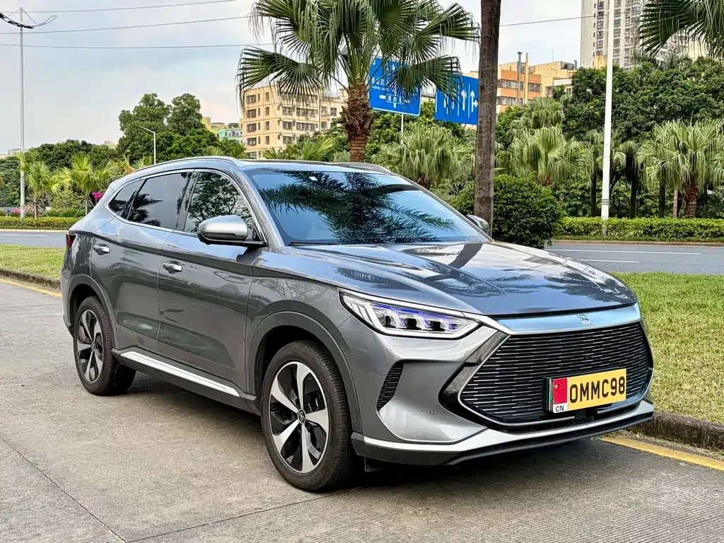 BYD PLUS New Energy — фото 9