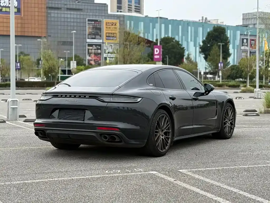 Porsche Panamera — фото 10