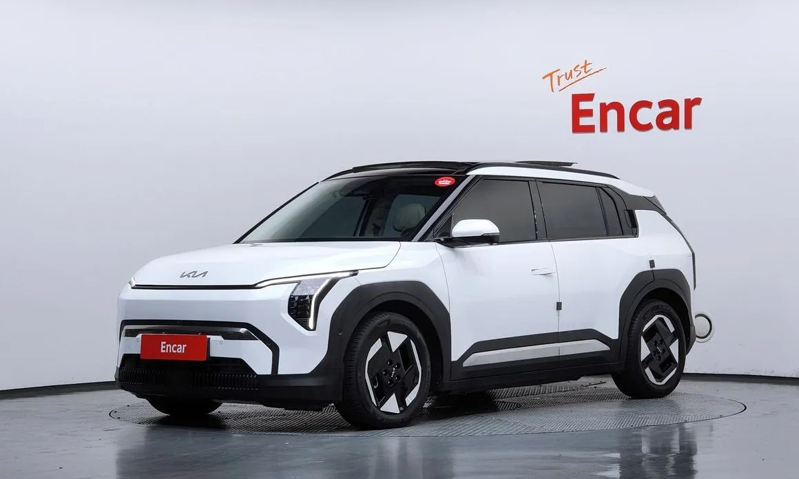 Kia EV3 — фото 1