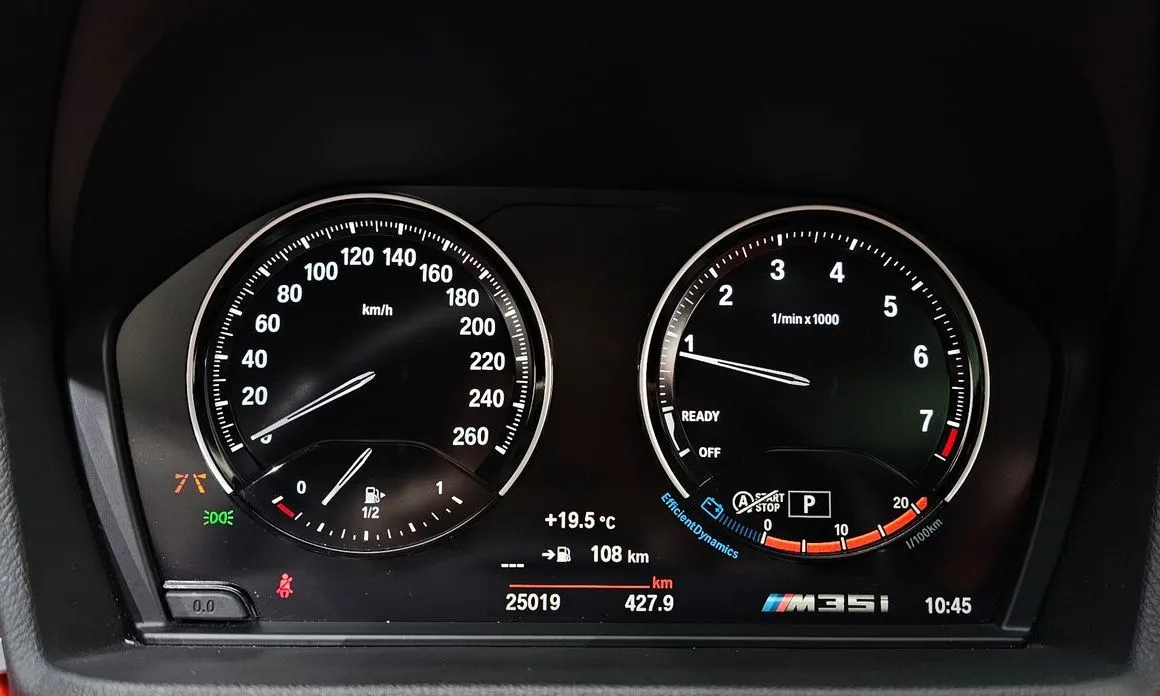 BMW X2 (F39) — фото 10