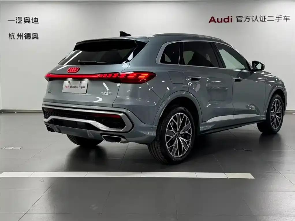 Audi Q5L — фото 3