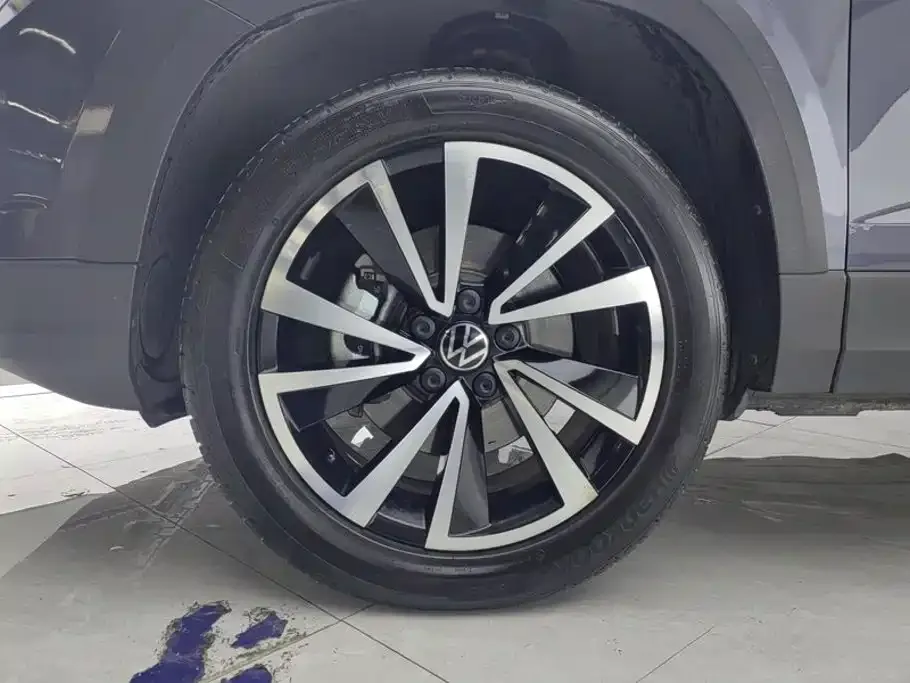Volkswagen Tharu — фото 7