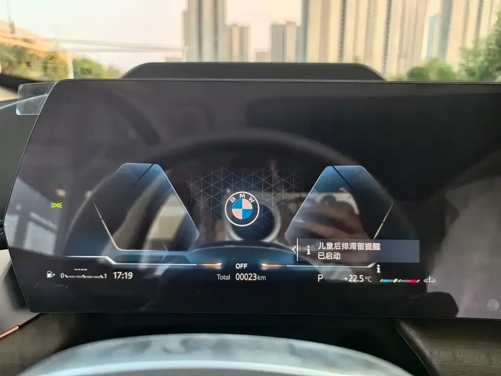 BMW X1 — фото 2