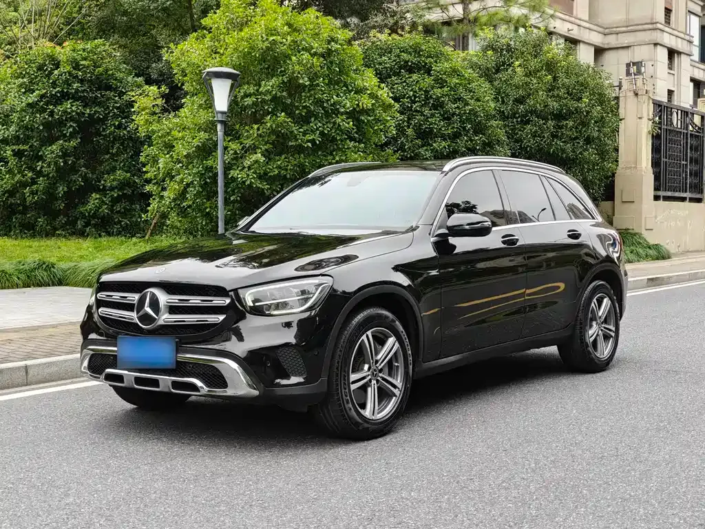 Mercedes-Benz GLC — фото 1