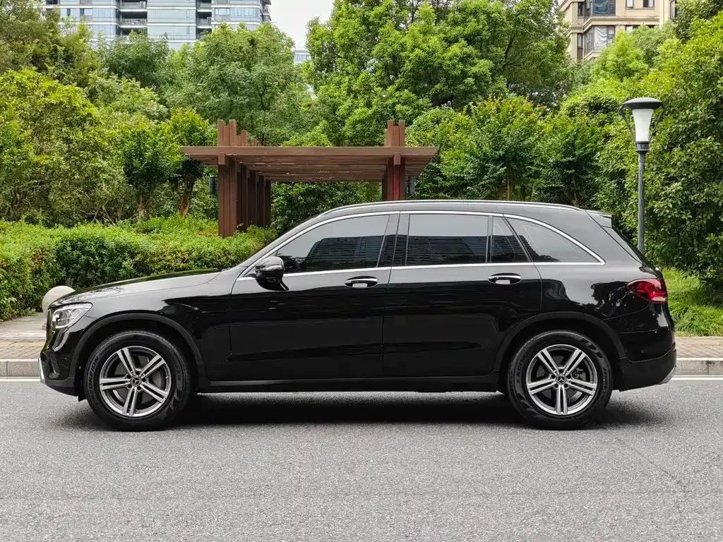 Mercedes-Benz GLC — фото 6