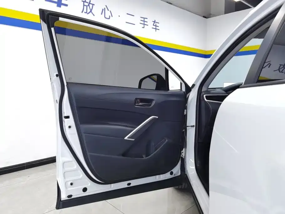 Toyota Corolla Cross — фото 4